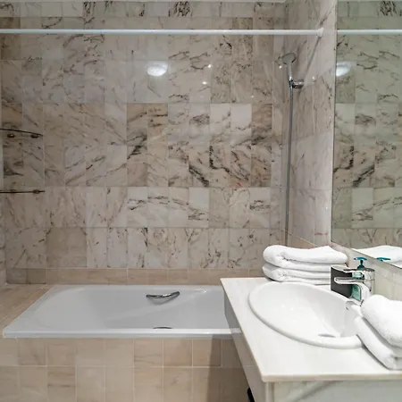Rg312 - Royal Garden By Roomservices Apartment